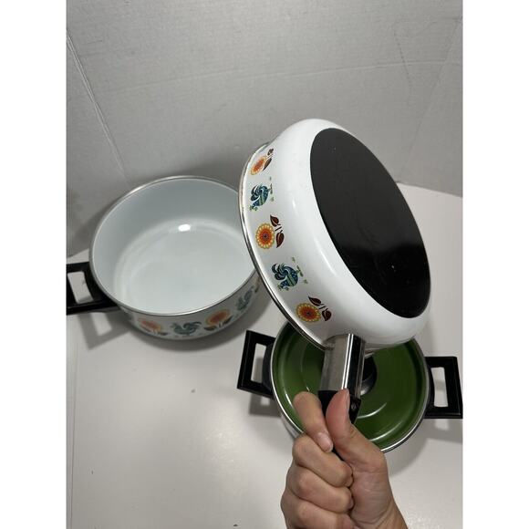 Vtg Lot 3 Enamel Stock Pots Rooster & Poppy Flower 60s‎ 70s Saucer Fry MCM RARE - Picture 15 of 15
